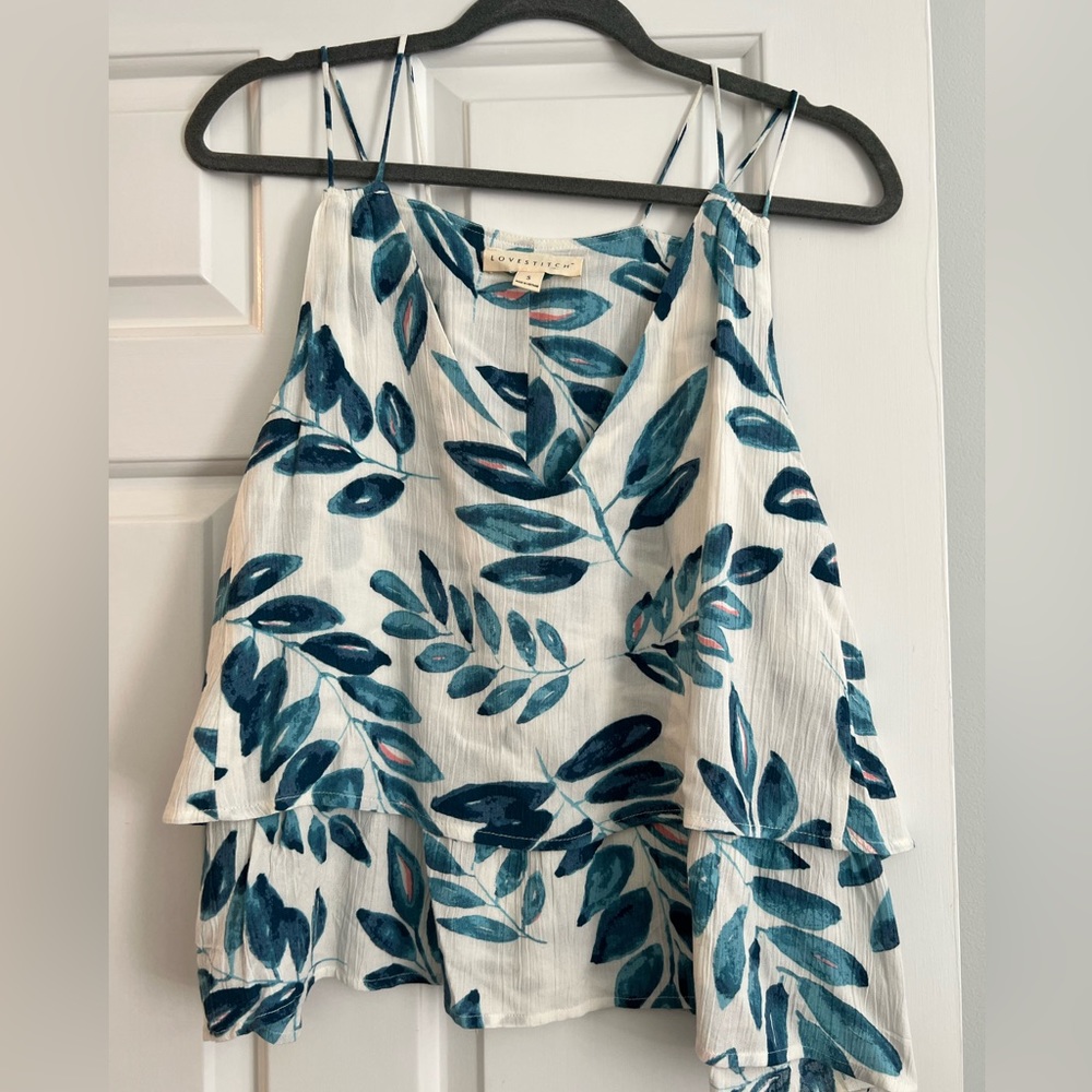 Layered top